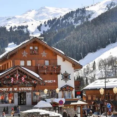 Apartment Les Gentianes 5 Personnes A 50 Metres Des Pistes 3 Vallees *